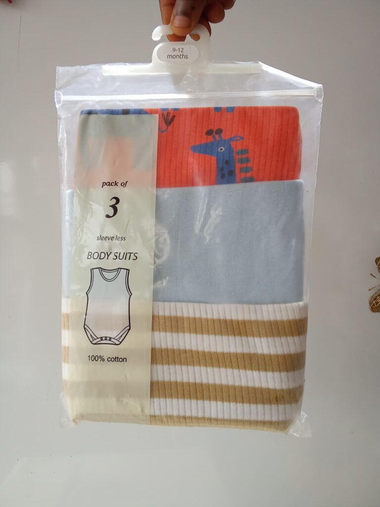 Pack of 3 Short Sleeve  Bodysuits 9-12Months