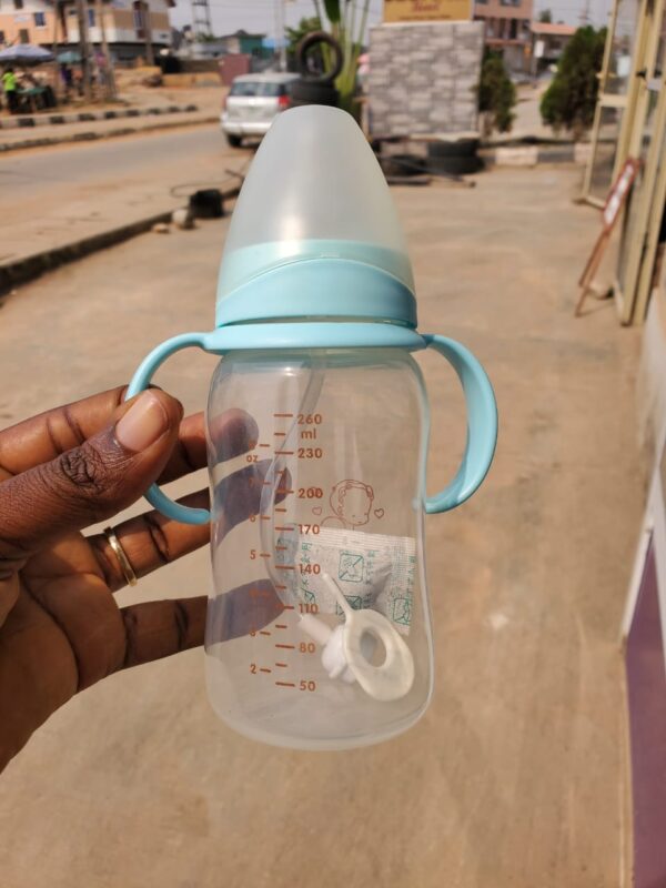 Baby Feeding Bottle/Cup 260ml