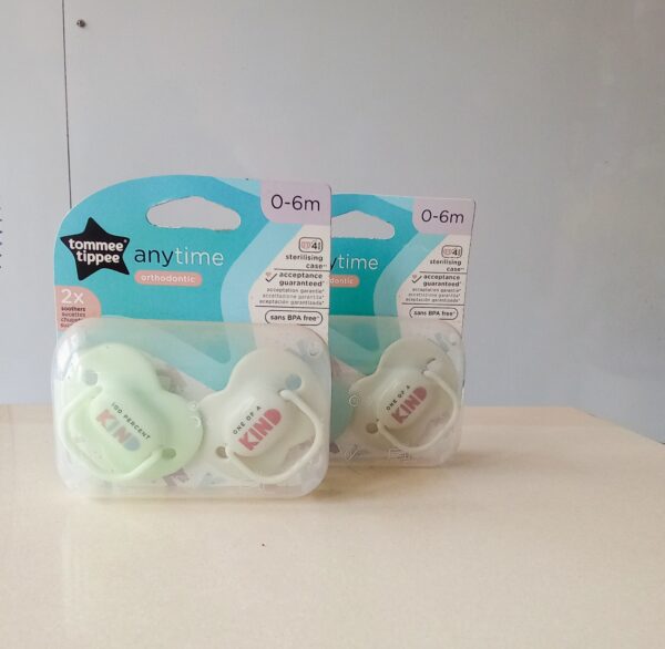 Tommee Tippee 2pc Orthodontic Soother/Pacifier 0-6M