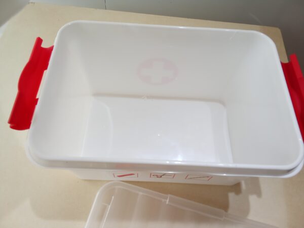 Medicine Cabinet/First aid Box - Image 3