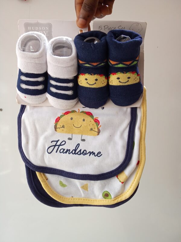 Hudson Baby 5 piece Bib & Socks Set