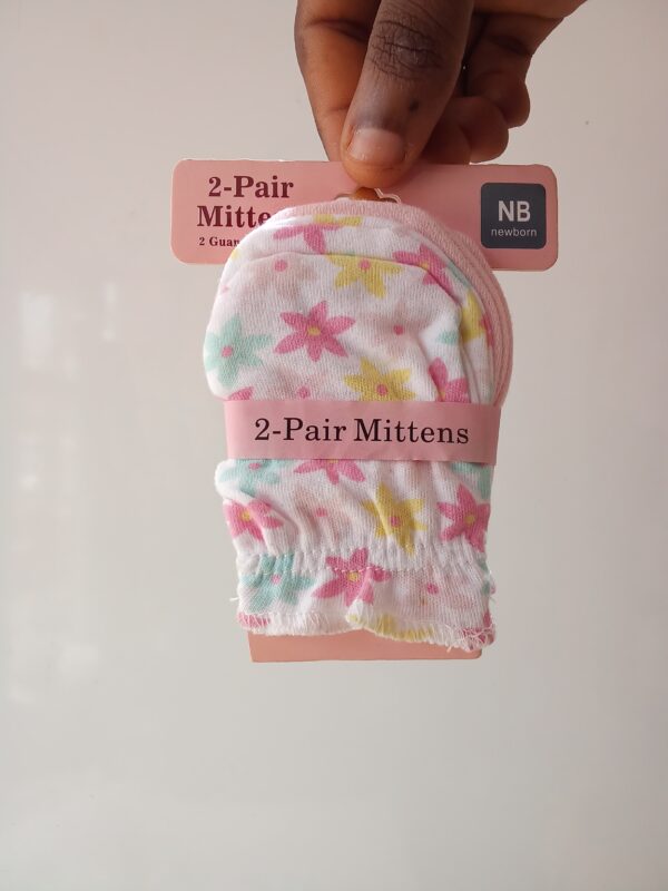 2 Pair Newborn Mittens