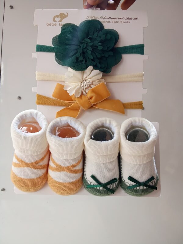 Bebe Favor 5 piece Headband and Socks Set - Image 2