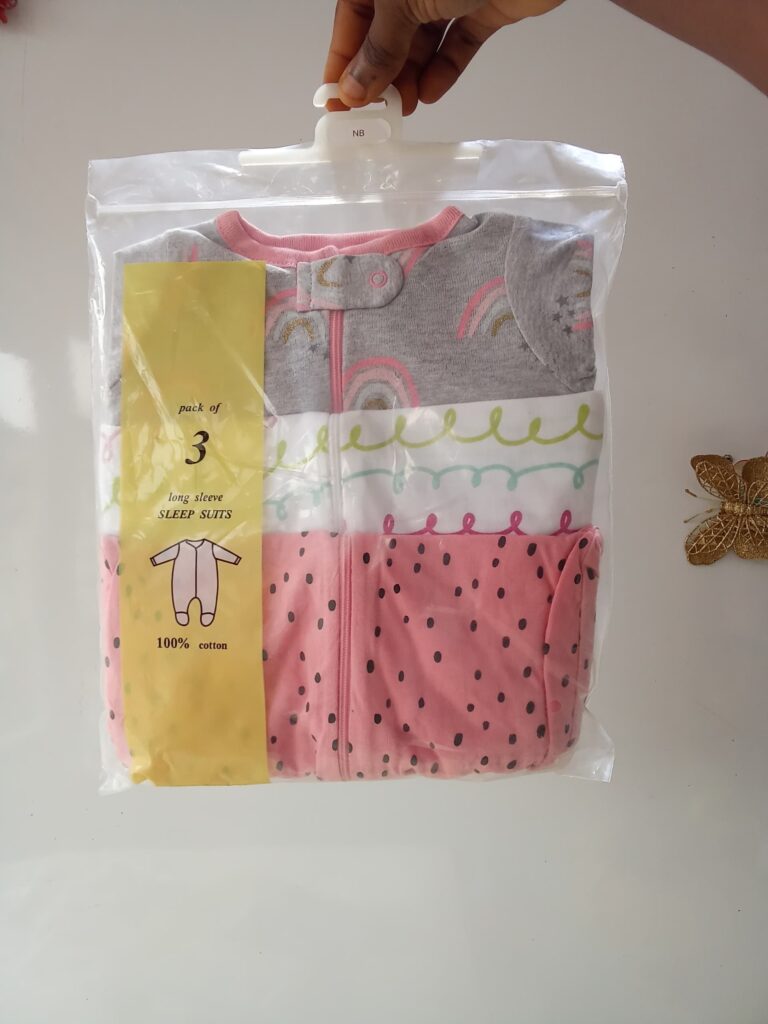 Pack of 3 newborn Sleepsuits